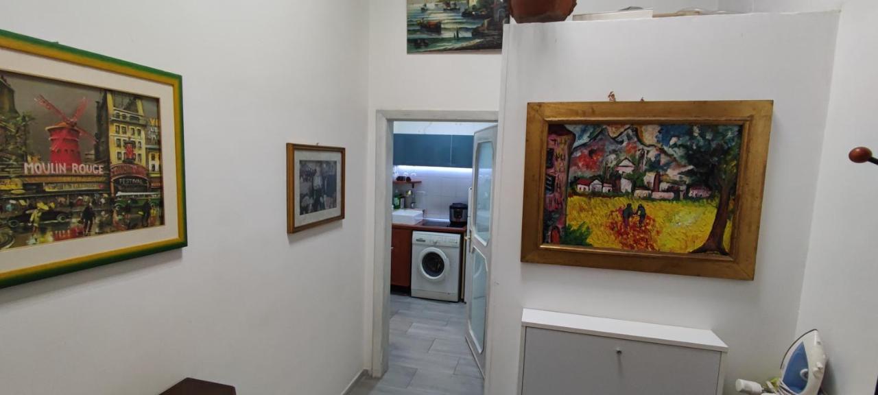 Super Central Studio, No Noise, Near Seaside, Shops 바리 외부 사진